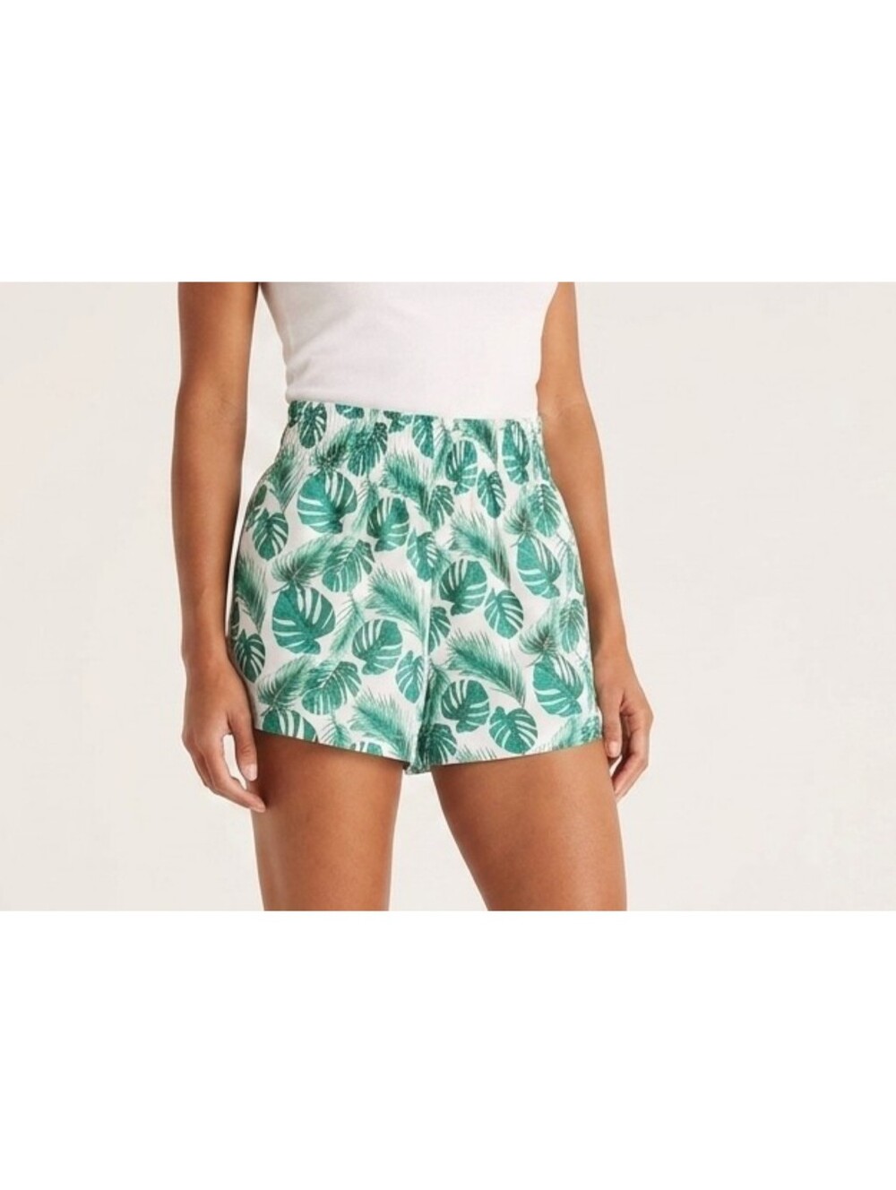 Woman's High WaistTropical Motif Palm Fronds Thick Smocked Elastic Waist Shorts